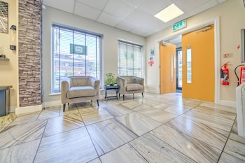 go2 gloucester hotel by oyo