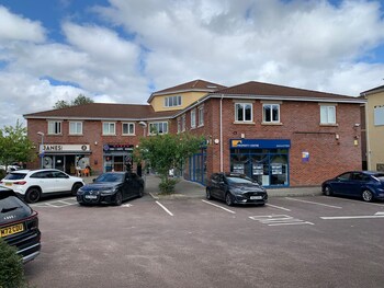 go2 gloucester hotel by oyo
