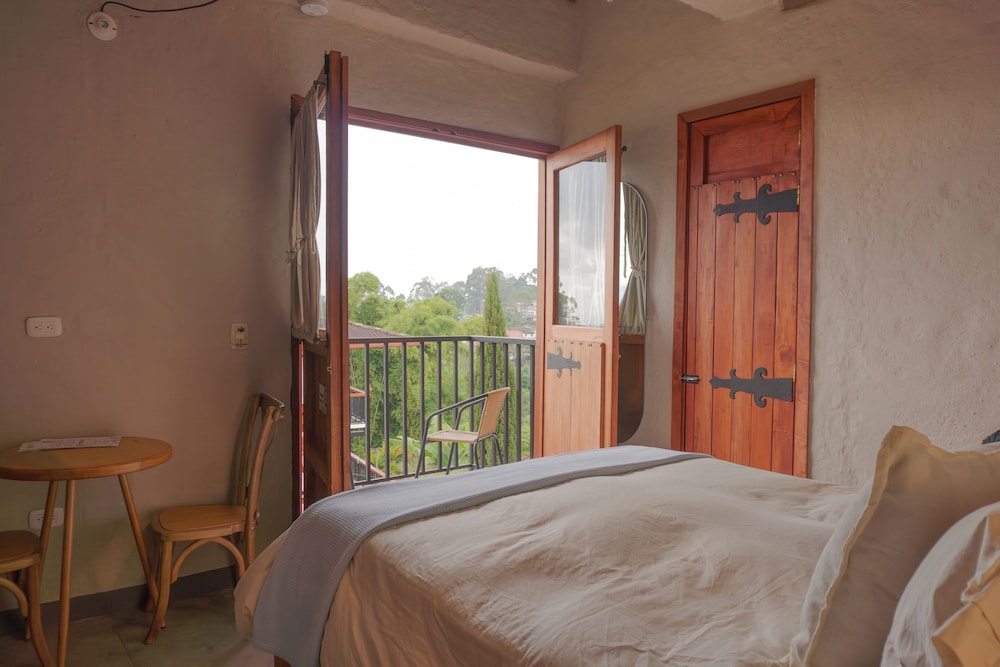 coffee tree boutique hostel