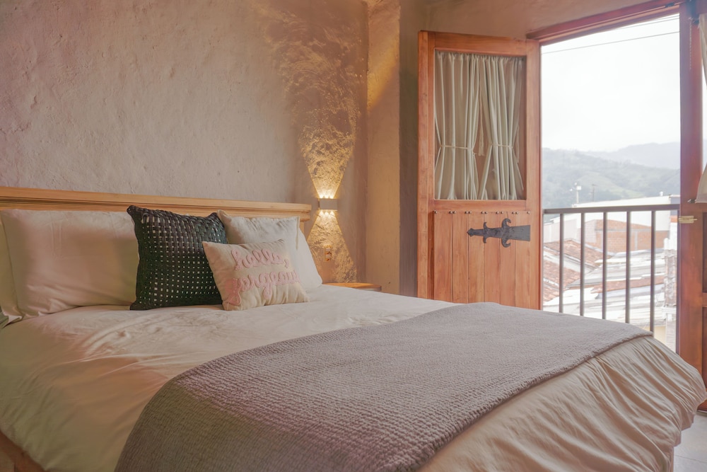 coffee tree boutique hostel