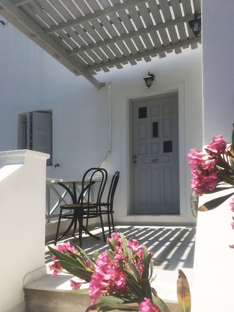 nostos studio