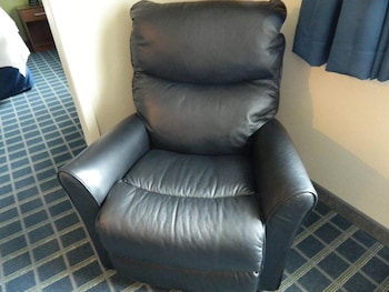 brookstone lodge and suites