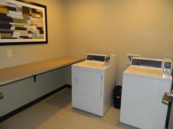 brookstone lodge and suites