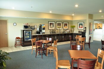 brookstone lodge and suites