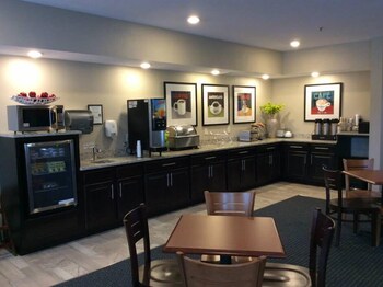 brookstone lodge and suites
