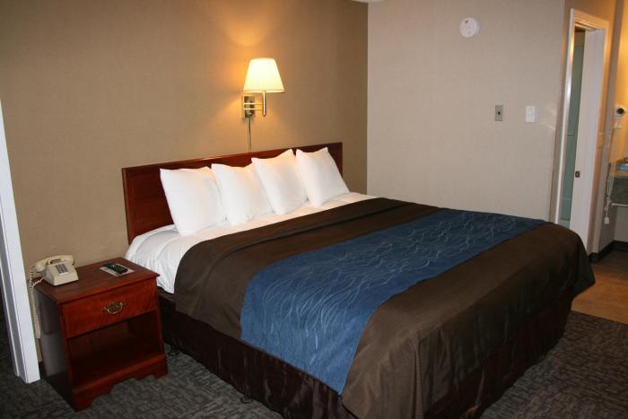 bangor inn and suites