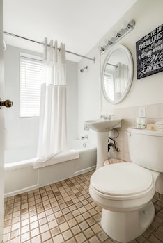 rosellen suites at stanley park