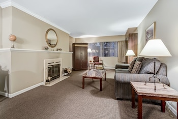 rosellen suites at stanley park