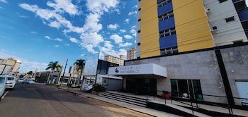 paradise flat residence