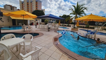 paradise flat residence