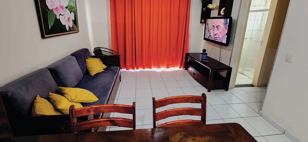 paradise flat residence