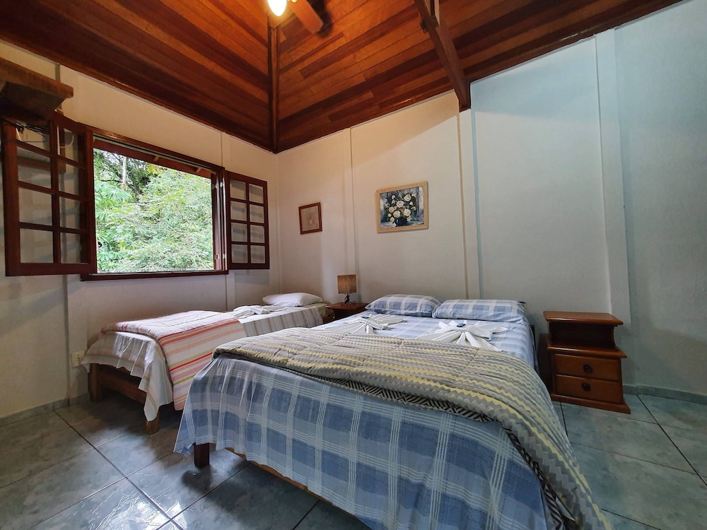 pousada canto do curio paraty