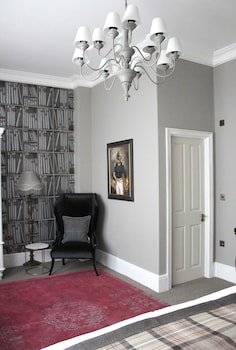 the one tun pub and rooms