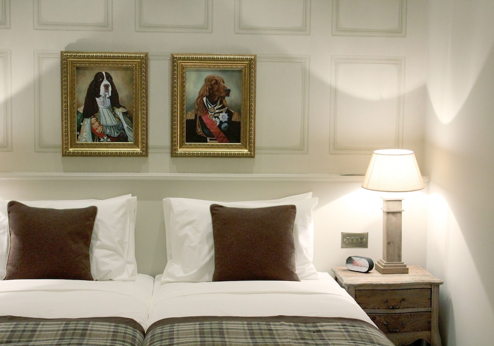 the one tun pub and rooms