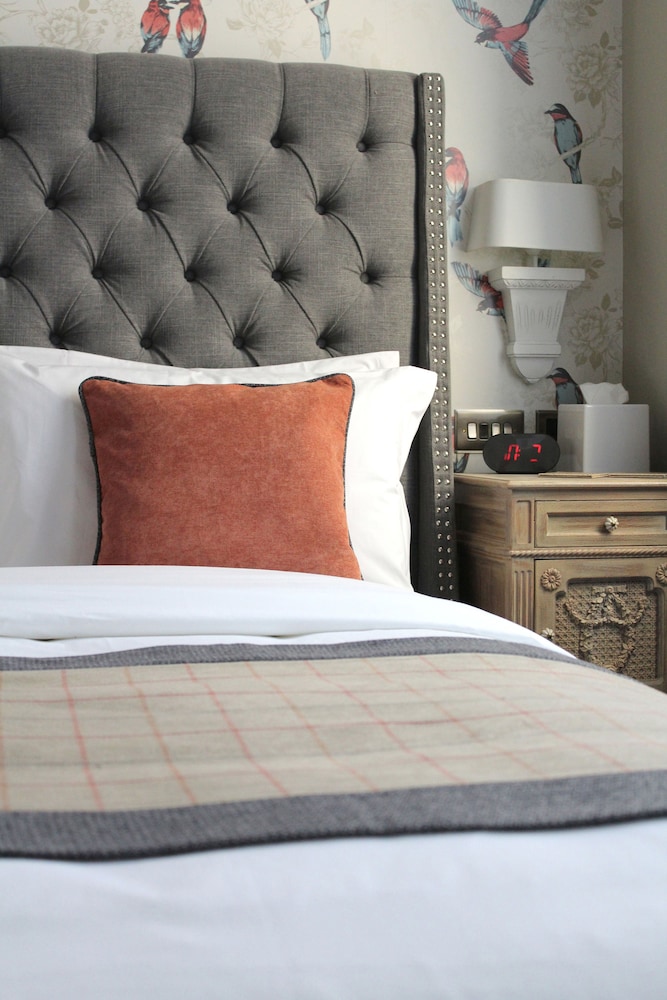 the one tun pub and rooms