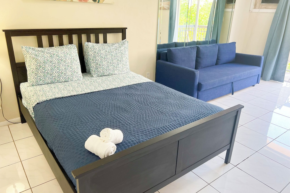 sunny isles apartments