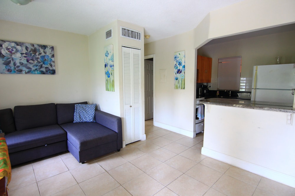 sunny isles apartments
