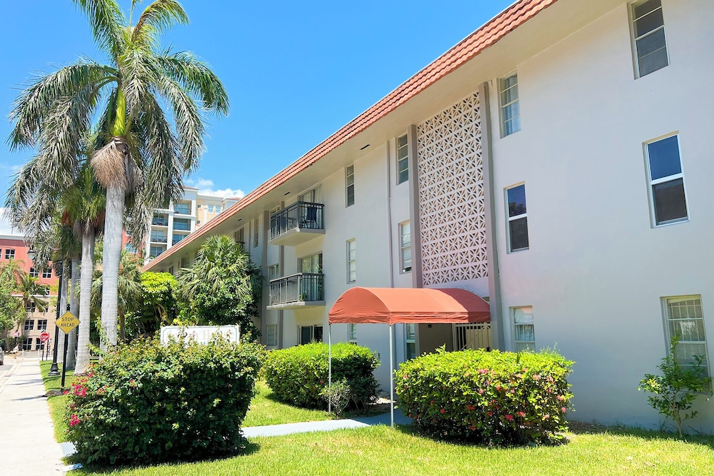 sunny isles apartments