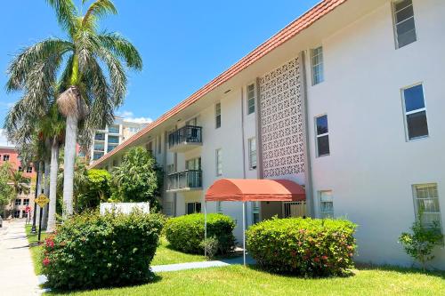 sunny isles apartments