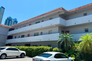 sunny isles apartments