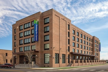 Holiday Inn Express Pensacola Downtown By Ihg,Pensacola Beach>>Pensacola,3 star
