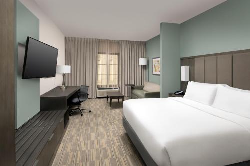Holiday Inn Express Pensacola Downtown By Ihg,Pensacola Beach>>Pensacola,3 star
