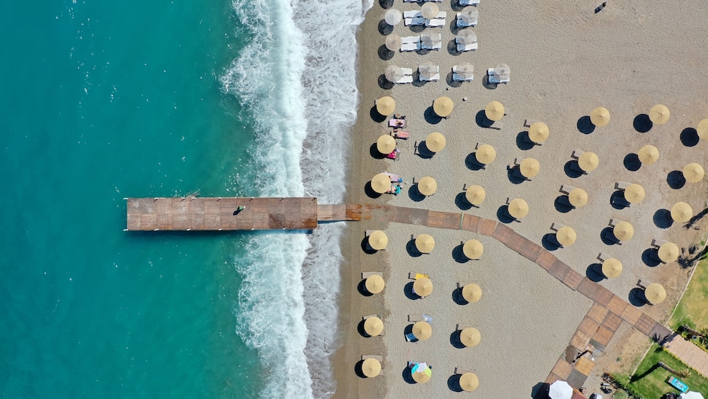 assos troy beach hotel
