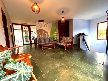 pousada naan lazaro ubatuba