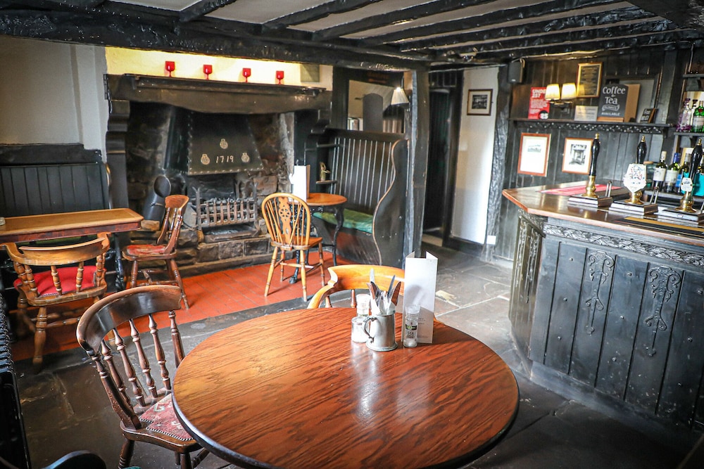 queens head inn