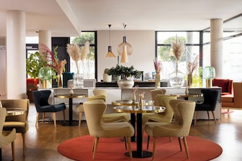 james boutique hotel