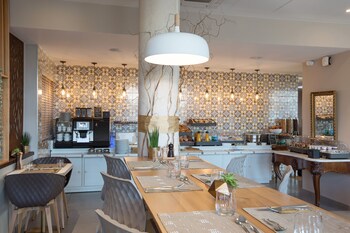 james boutique hotel