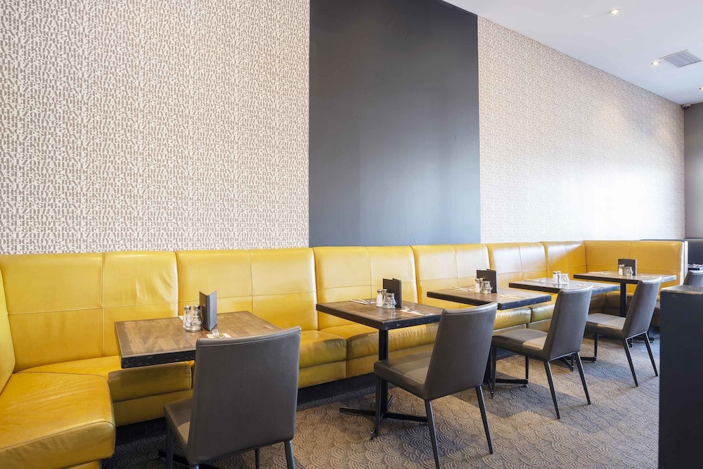 Sandman Signature Prince George Hotel,Prince George>>Bednesti,4 star