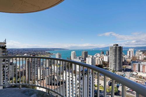 sandman suites vancouver on davie