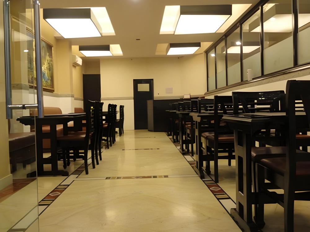 hotel siddharth residency