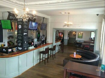 the milford arms