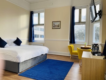 royal hotel sheerness