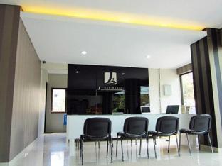 j residence guest house ciumbuleuit