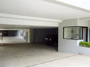 j residence guest house ciumbuleuit