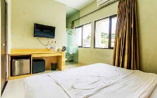 J Residence Guest House Ciumbuleuit,,2 star