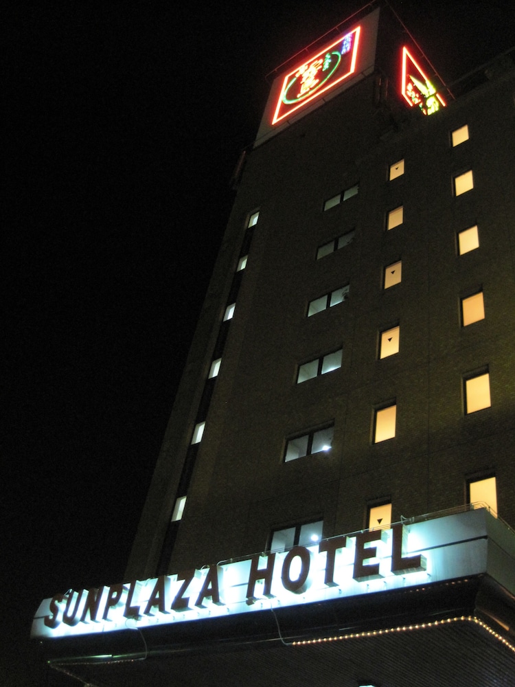 sun plaza hotel