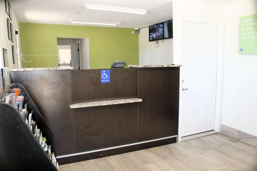 studio 6 savannah ga