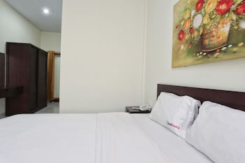 reddoorz benesari 2