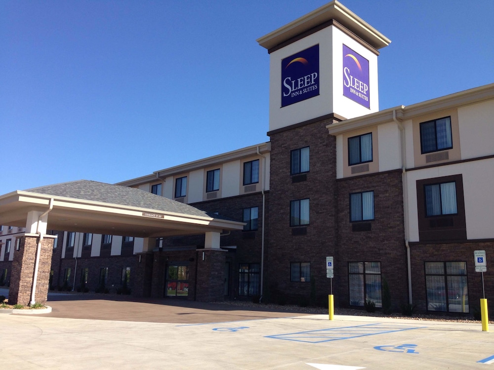 sleep inn and suites ofallon mo technology drive