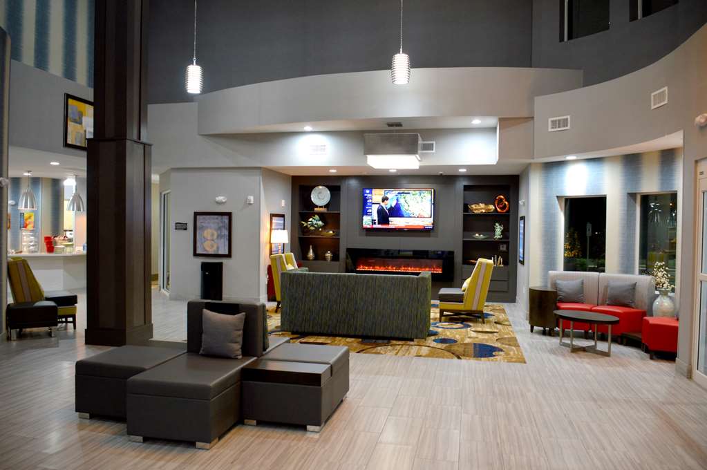 del mar airport inn and suites