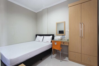 reddoorz mangga besar 2