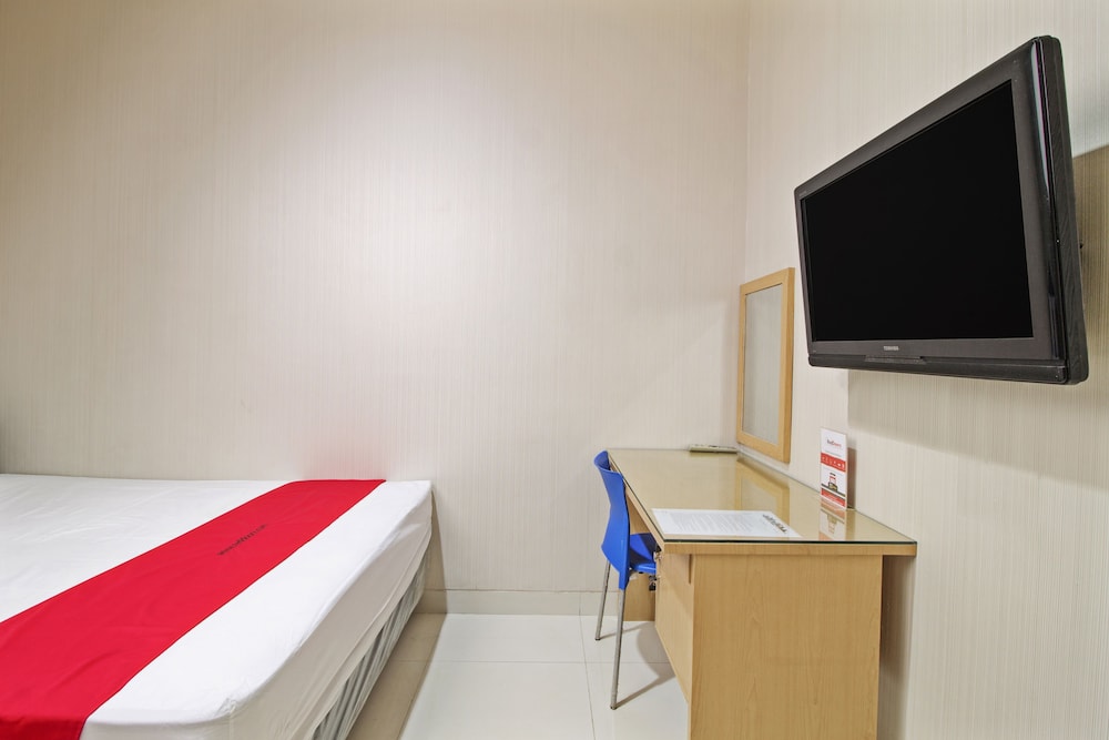 reddoorz mangga besar 2