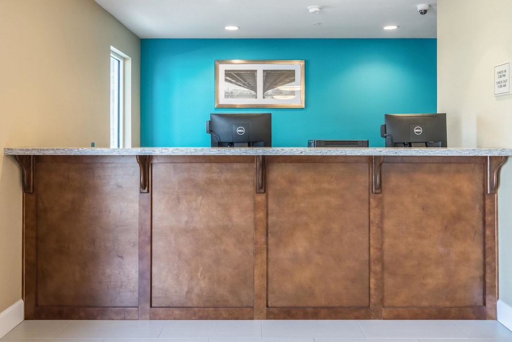 Econo Lodge Inn & Suites North Little Rock Near Riverfront,North Little Rock>>Little Rock,2 star