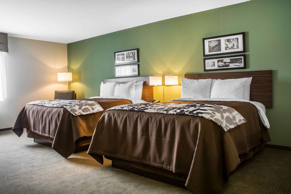 sleep inn and suites airport