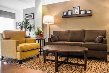 Sleep Inn & Suites Airport,East Syracuse>>Camillus,3 star