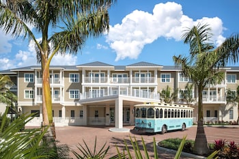 waterline villas and marina autograph collection